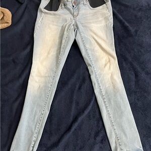 Old Navy Women's Faded Blue Skinny Jeans